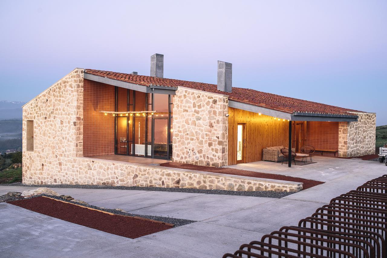 Suites Niditas Yuso Exterior photo